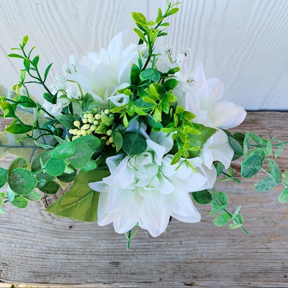 Seaglass mason jar arrangement - Picture 4 of 4